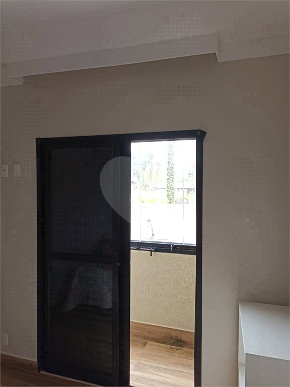 Apartamento à venda com 3 quartos, sendo 1 suíte, em Capela, Vinhedo, SP