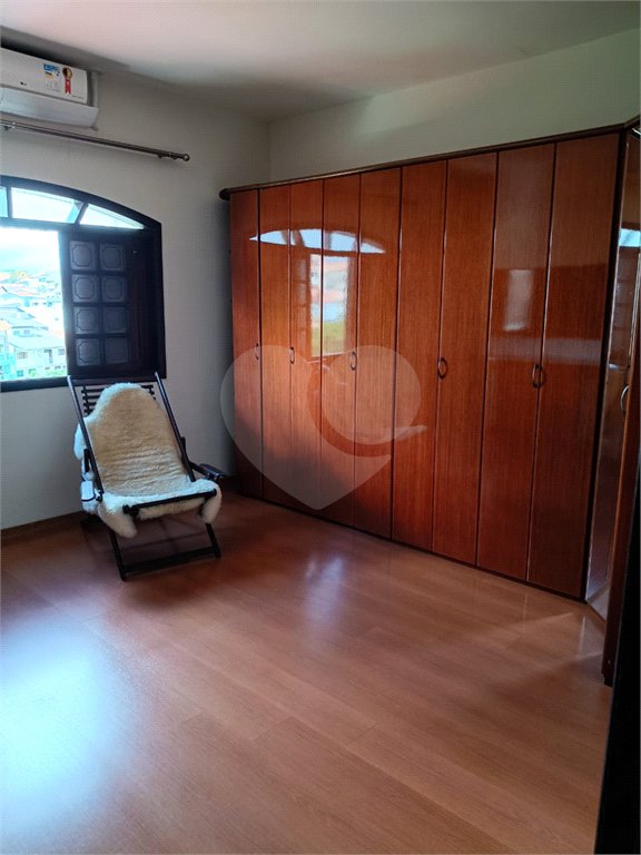 Casa à venda com 3 quartos, sendo 1 suíte, em Chácara Jafet, Mogi das Cruzes, SP