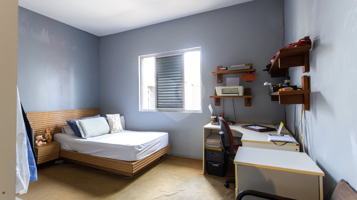 Casa à venda com 3 quartos, sendo 1 suíte, em Vila Cordeiro, São Paulo, SP