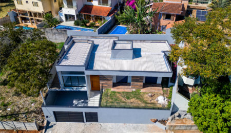 Casa à venda com 3 suítes em Jardim Paulista, Atibaia, SP