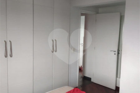 Apartamento à venda com 3 suítes em Vila Suzana, São Paulo, SP