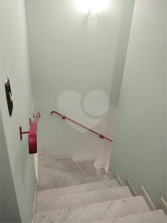 Sobrado à venda com 3 quartos em Vila Irmãos Arnoni, São Paulo, SP