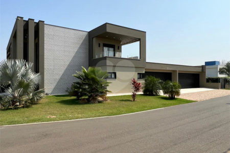 Casa à venda com 5 quartos, sendo 4 suítes, no condomínio Terras de Mont Serrat, Salto - SP