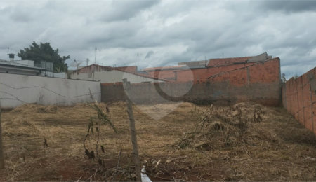 Terreno à venda em Parque Atenas do Sul, Itapetininga, SP
