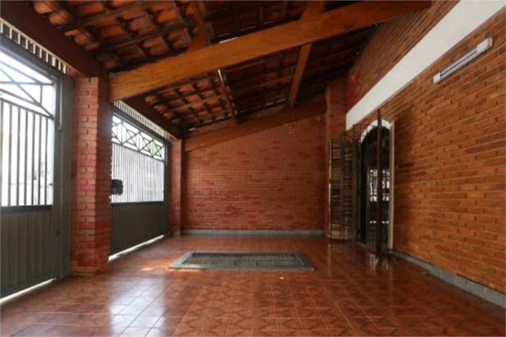 Sobrado à venda com 4 quartos, sendo 2 suítes, em Jardim Bonfiglioli, São Paulo, SP