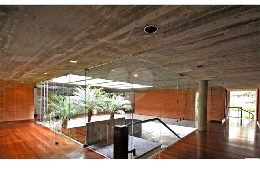 Casa com 976 m² e terreno de 3.100 m², à venda por R$ 16.000.000,00