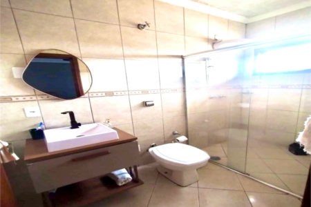 Sobrado à venda com 3 quartos, sendo 1 suíte, em Jardim Gonçalves, Sorocaba, SP