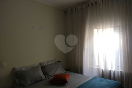 Casa à venda com 3 quartos, sendo 1 suíte, em Jardim Peri, São Paulo, SP