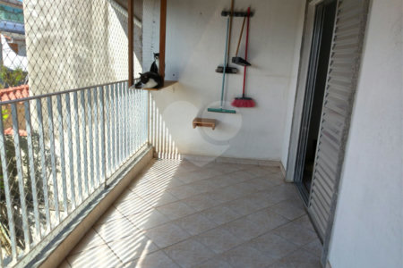 Casa à venda com 3 quartos em Jardim Santa Clara, Guarulhos, SP