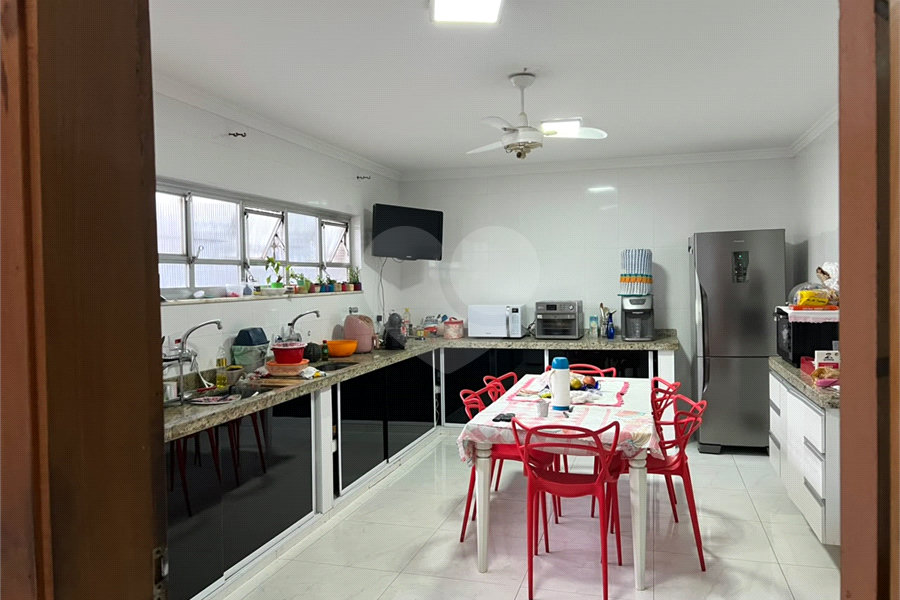 Sobrado à venda com 4 quartos, sendo 3 suítes, em Água Fria, São Paulo, SP