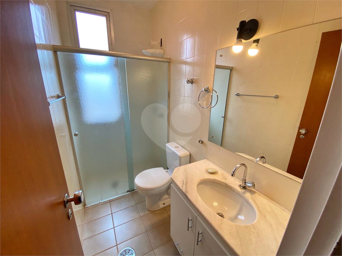 Apartamento à venda com 2 quartos, sendo 1 suíte, no Centro, Ribeirão Preto, SP