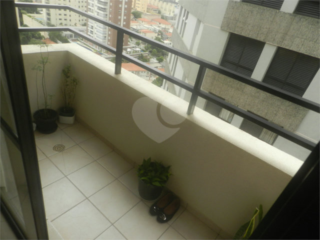 Apartamento à venda ou para alugar com 3 quartos, sendo 1 suíte,  em Santa Teresinha, São Paulo, SP