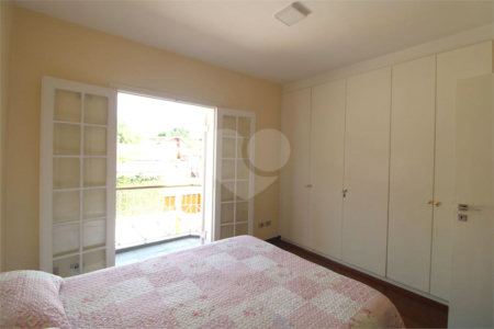 Sobrado à venda com 3 quartos, sendo 1 suíte,  em Jardim Prudência, São Paulo, SP