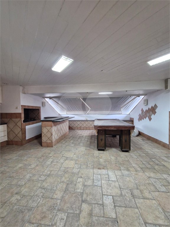 Casa à venda ou para alugar com 5 quartos, sendo 4 suítes,  em Santa Rosa, Vinhedo, SP