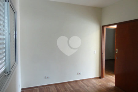 Casa de Vila à venda com 3 suítes em João Xxiii, Vinhedo, SP