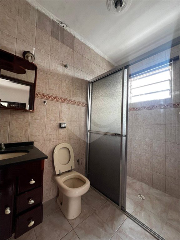 Sobrado à venda com 6 quartos, sendo 4 suítes,  em Vila Oliveira, Mogi das Cruzes, SP