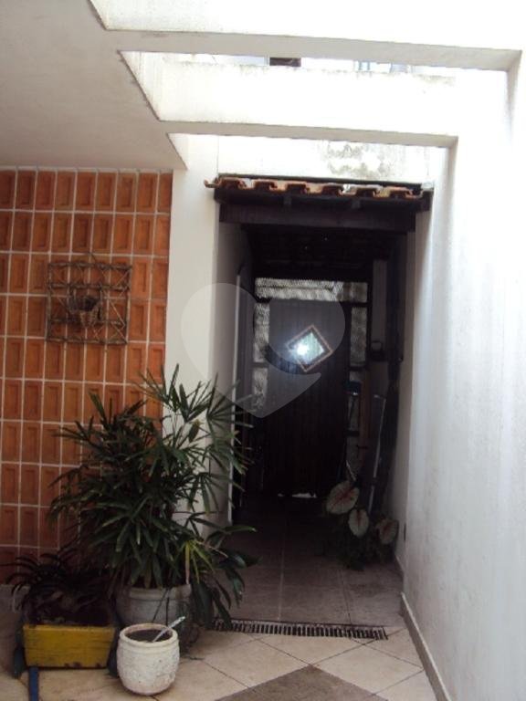 Sobrado à venda com 3 quartos, sendo 1 suíte,  em Jardim Pinheiros, São Paulo, SP