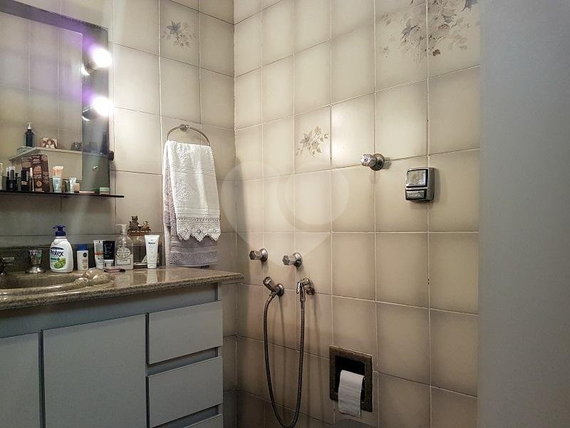Apartamento à venda com 3 quartos, sendo 1 suíte, em Bom Retiro, São Paulo, SP