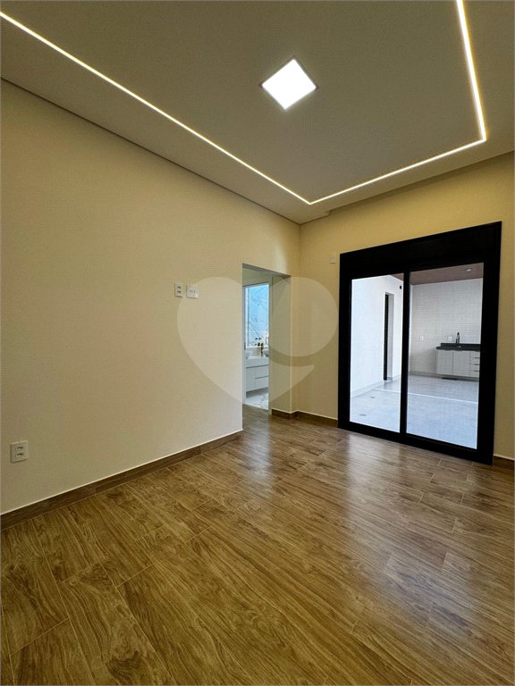 Casa à venda com 3 suítes no condomínio Residencial Evidências, Indaiatuba - SP