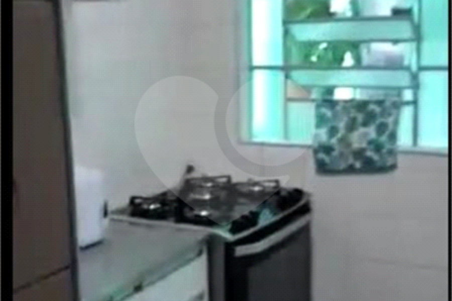 Casa Térrea à venda com 6 quartos em Campo Limpo, São Paulo, SP