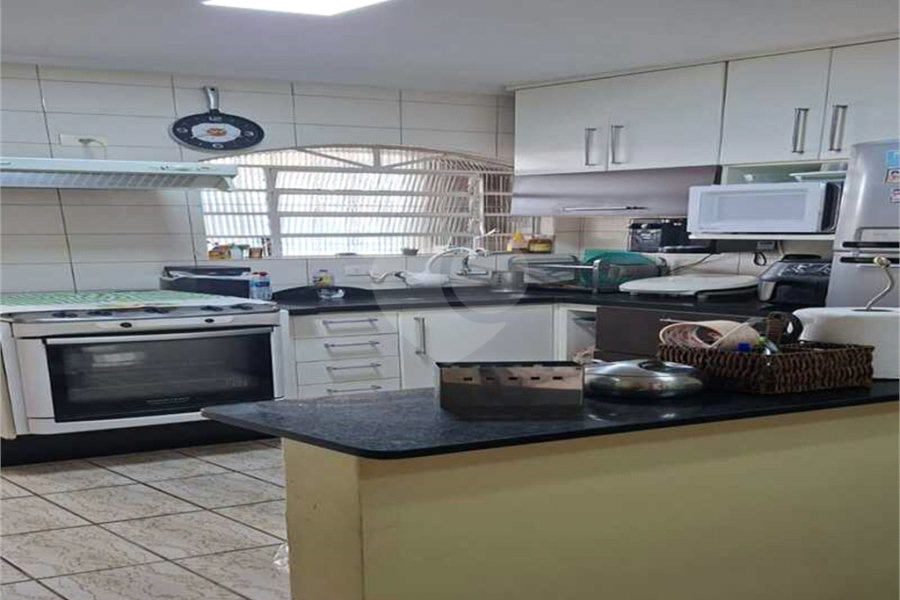 Sobrado à venda com 2 quartos, sendo 1 suíte, em Vila Nova Cachoeirinha, São Paulo, SP