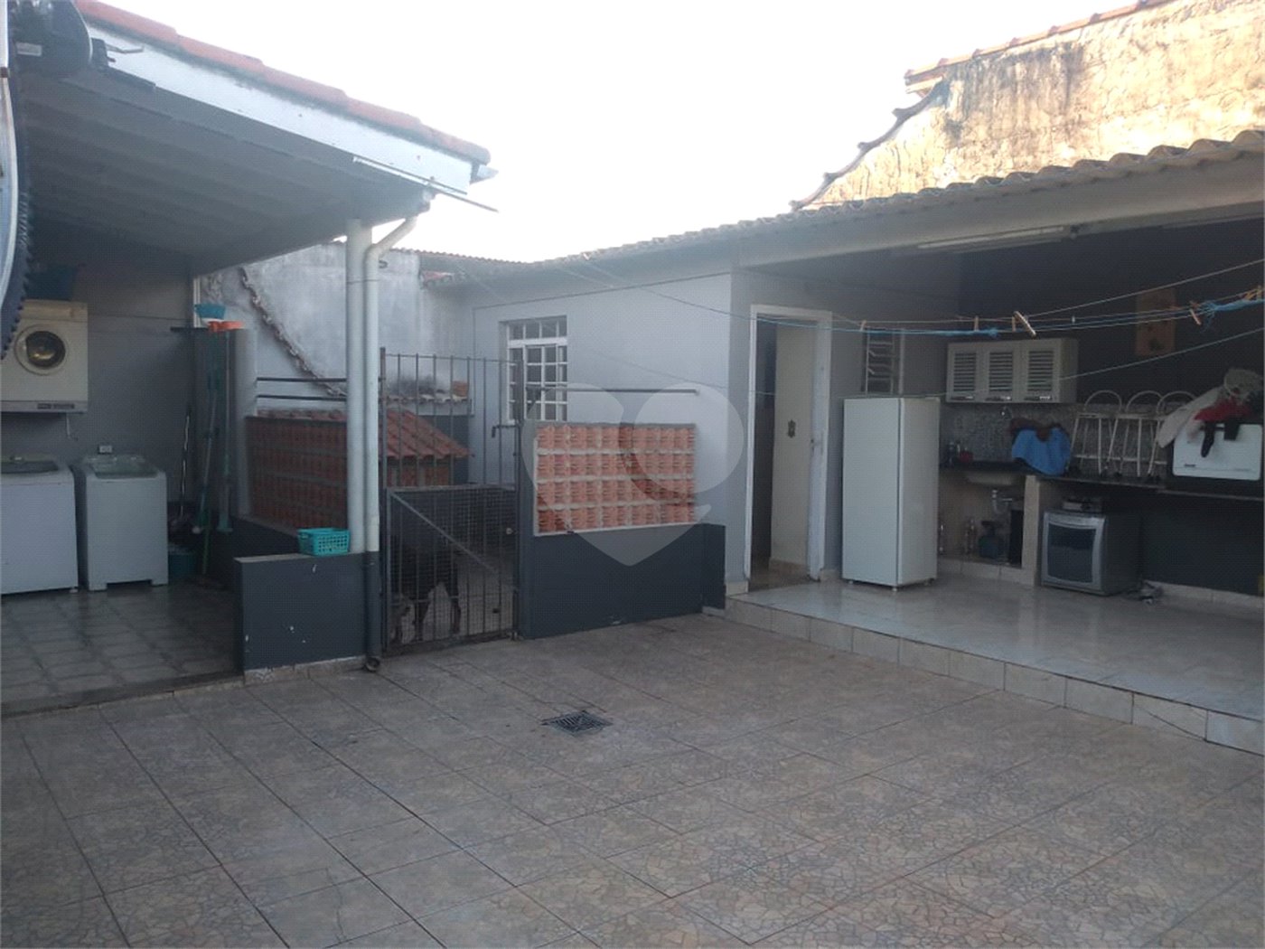 Casa Térrea à venda com 3 suítes em Jardim São Pedro, Mogi das Cruzes, SP