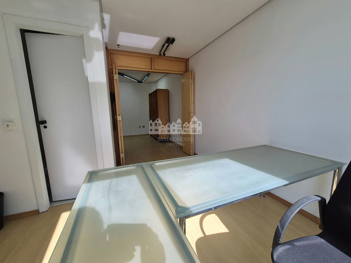 Sala Comercial à Venda no Edifício Paulista Tower – Rua Vergueiro, próximo ao Metrô Ana Rosa