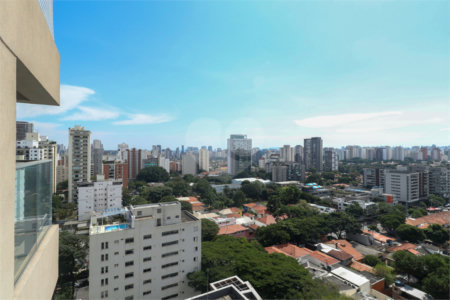 Apartamento à venda com 3 quartos, sendo 2 suítes,  em Brooklin, São Paulo, SP