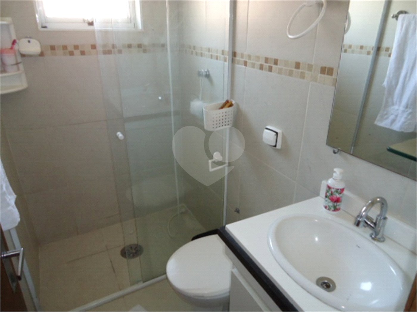 Sobrado à venda com 3 quartos, sendo 1 suíte, em Jardim Peri, São Paulo, SP