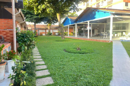 Casa com 2 dormitórios à venda, 80 m² por R$ 440.000,00 - Loteamento João Batista Julião - Guarujá/SP