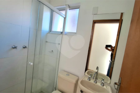 Sobrado à venda com 3 suítes em Vila Hortência, Sorocaba, SP