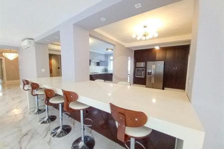 Apartamento à venda com 4 quartos, sendo 1 suíte, em Jardim Paulista, São Paulo, SP