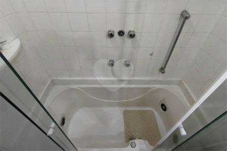 Apartamento à venda com 3 quartos, sendo 1 suíte, em Copacabana, Rio de Janeiro, RJ