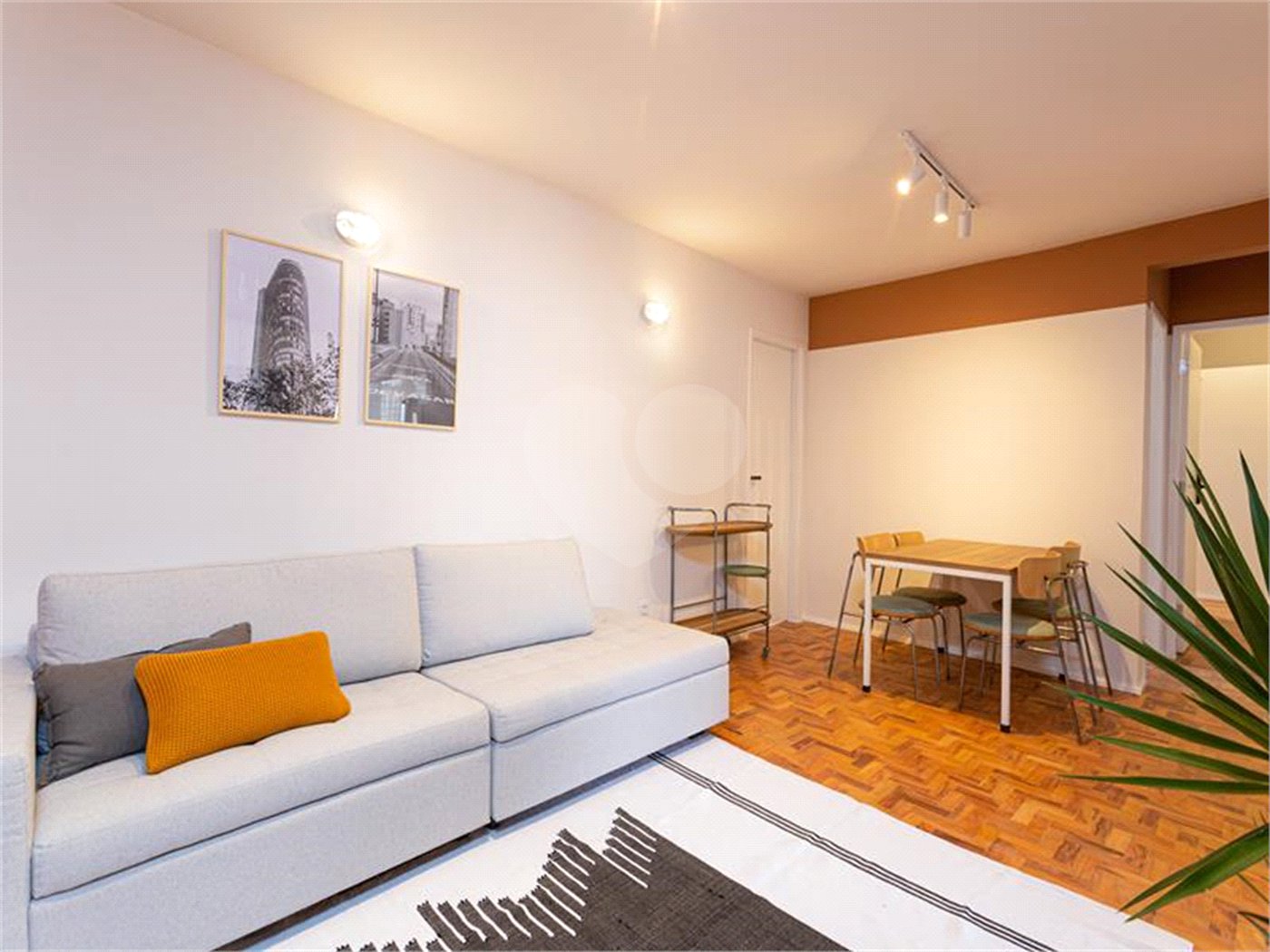 Apartamento à venda com 4 quartos, sendo 2 suítes, em Pinheiros, São Paulo, SP