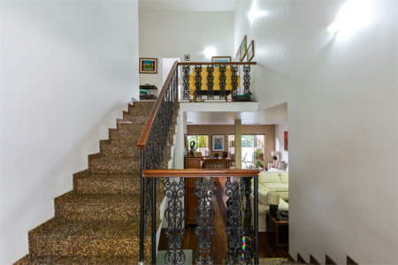 Sobrado à venda com 4 quartos, sendo 2 suítes,  em Vila Madalena, São Paulo, SP