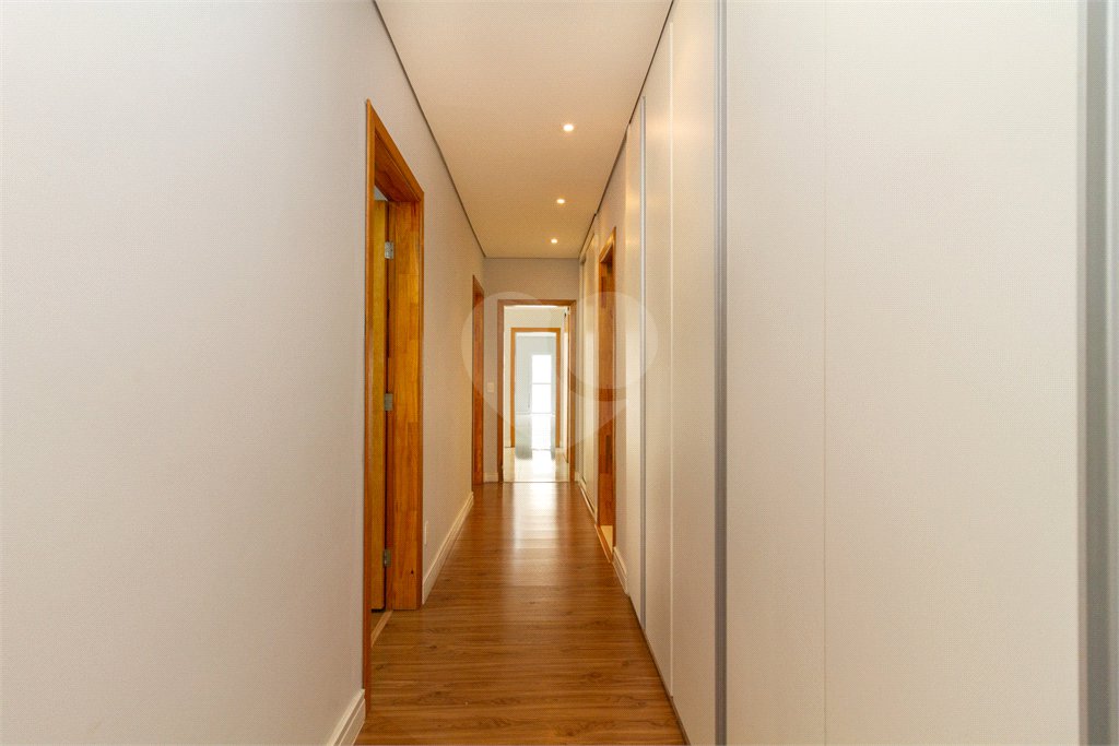 Apartamento à venda com 3 quartos, sendo 1 suíte, em Jardim Paulista, São Paulo, SP