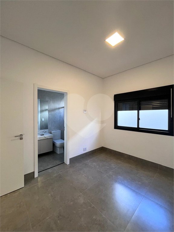 Casa à venda com 3 suítes em Residencial Village Damha III, Araraquara, SP