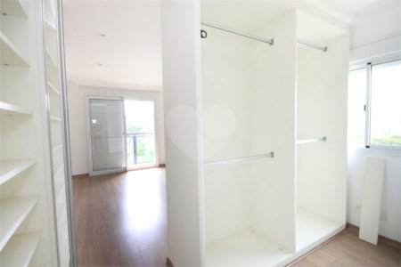 Apartamento à venda com 3 quartos, sendo 1 suíte, em Alto da Boa Vista, São Paulo, SP