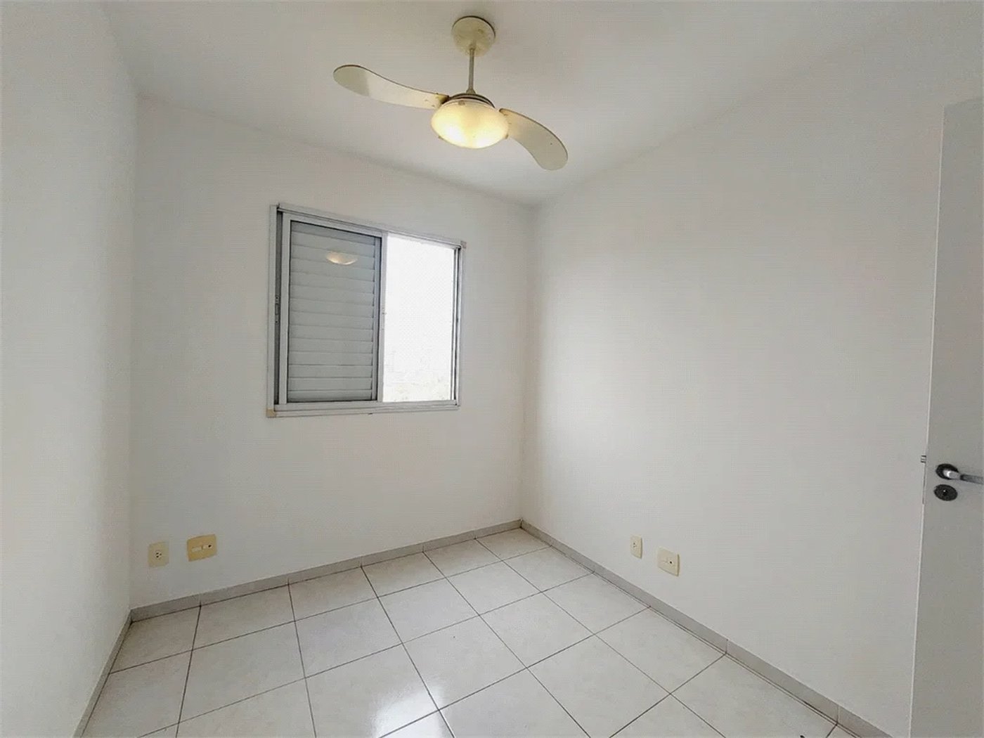 Apartamento à venda ou para alugar com 2 quartos em Vila Anastácio, São Paulo, SP