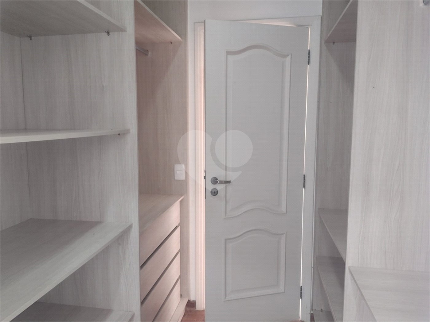 Casa para alugar com 3 suítes em Loteamento Aldeia da Mata, Votorantim, SP
