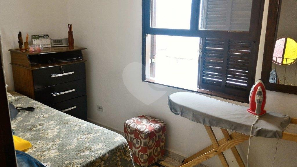 Sobrado à venda com 6 quartos em Chora Menino, São Paulo, SP