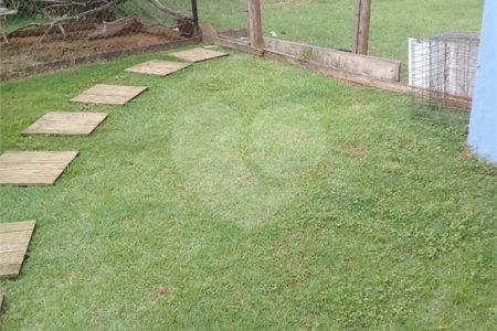 Chácara à venda com 3 quartos, sendo 1 suíte, no Centro, Araçoiaba da Serra, SP