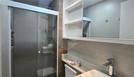 Apartamento à venda com 2 quartos, sendo 1 suíte,  em Vila Andrade, São Paulo, SP