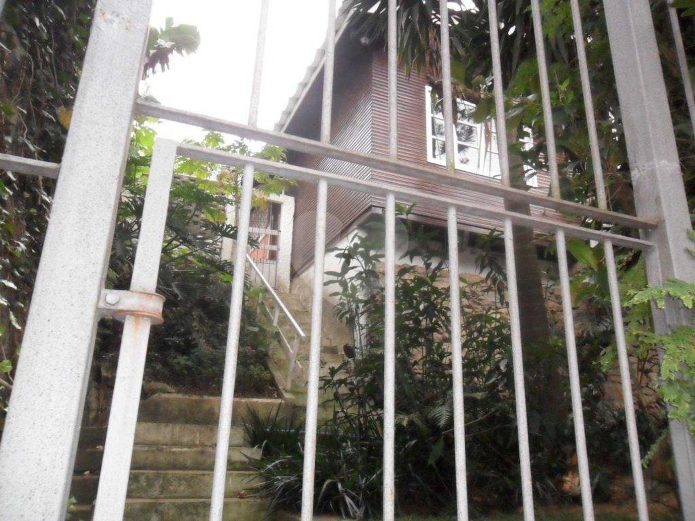 Sobrado à venda com 3 quartos, sendo 1 suíte, em Vila Albertina, São Paulo, SP