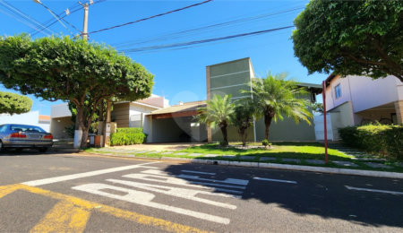 Casa à venda com 3 quartos, sendo 1 suíte,  no condomínio Veneto, Araraquara - SP