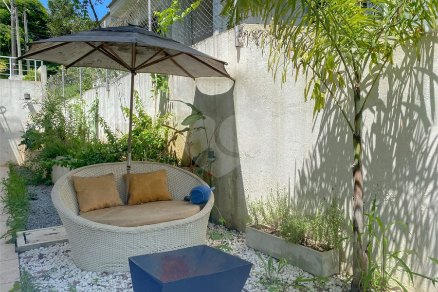 Casa à venda com 5 suítes no condomínio Suíça da Cantareira, Mairiporã - SP