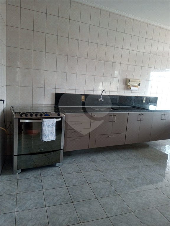 Sobrado à venda com 5 quartos em Jardim Itapuã, Sorocaba, SP