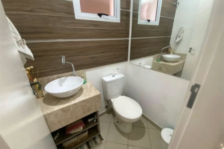 Casa à venda com 4 quartos, sendo 1 suíte,  em Vila São Silvestre, São Paulo, SP