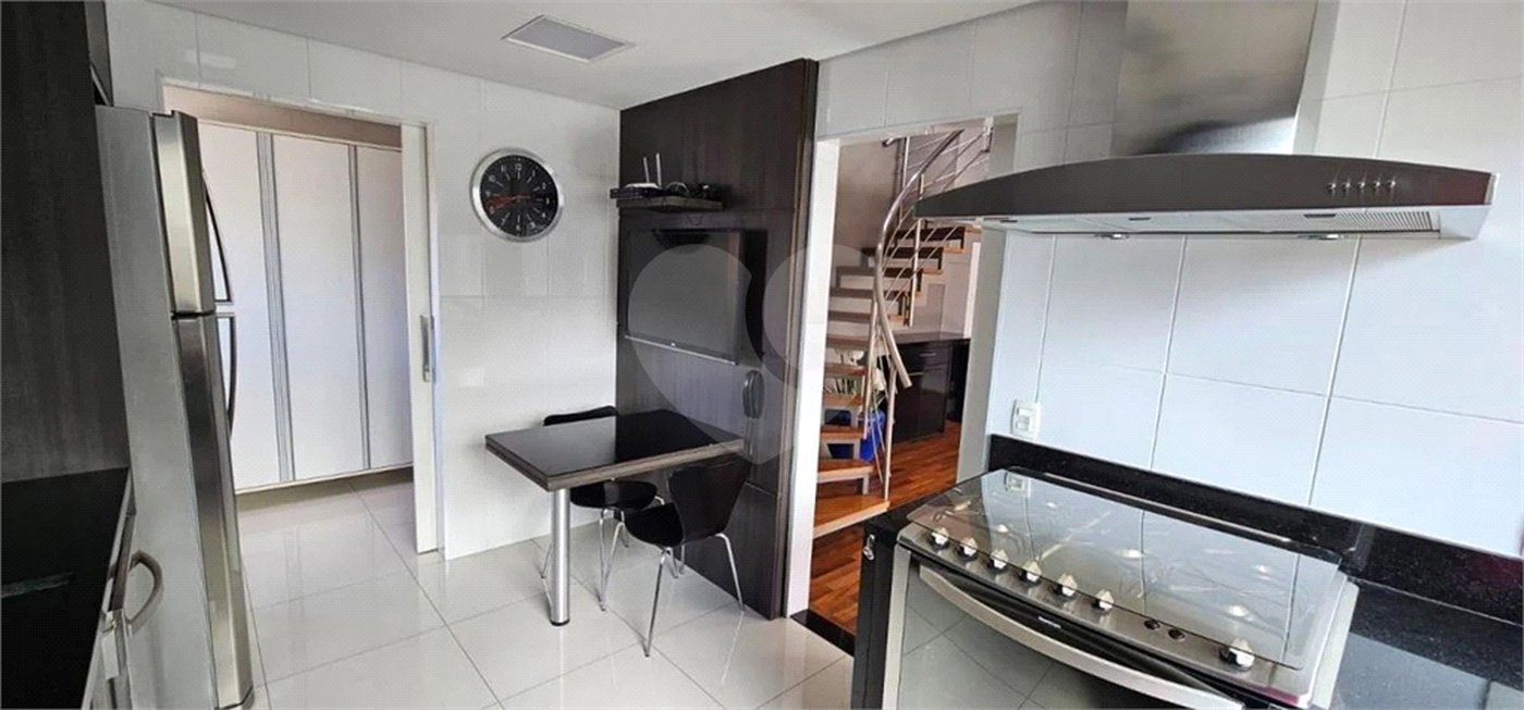 Apartamento à venda com 4 quartos, sendo 3 suítes, em Jardim Paulista, São Paulo, SP