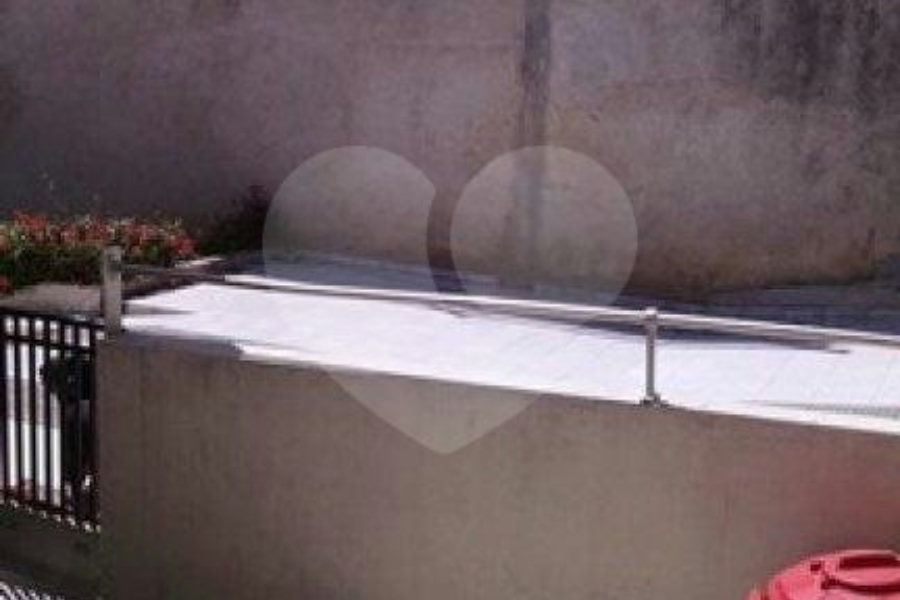 Casa Térrea à venda com 5 quartos, sendo 2 suítes, em Jardim Vila Galvão, Guarulhos, SP